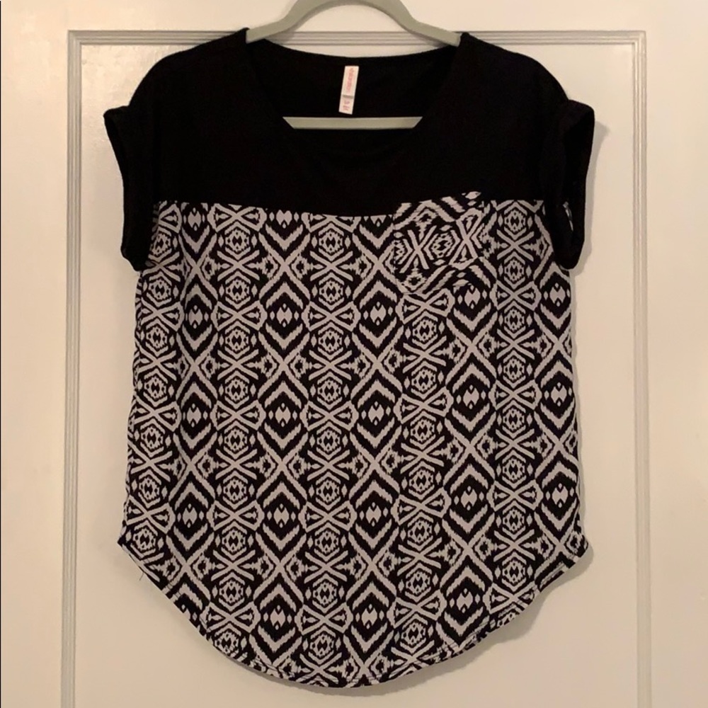 Cotton + silky patterned top - size small